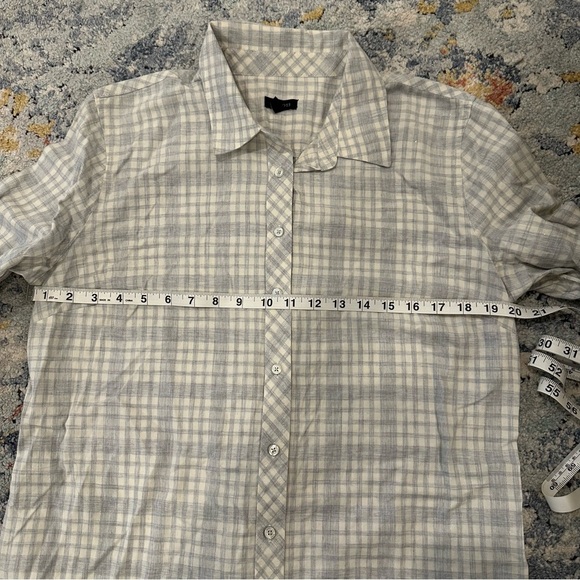 Talbots Light Gray Metallic Plaid Button Down Shirt Size Large - Picture 6 of 7
